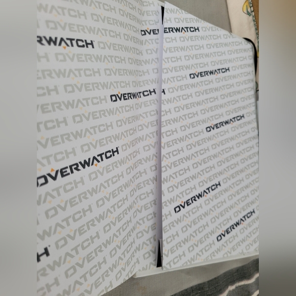 Colorful Graphic Notebook - Picture 5 of 6